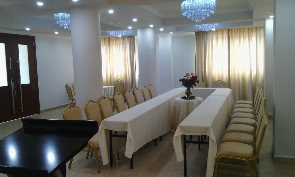 Addissinia Hotel Dış mekan fotoğraf