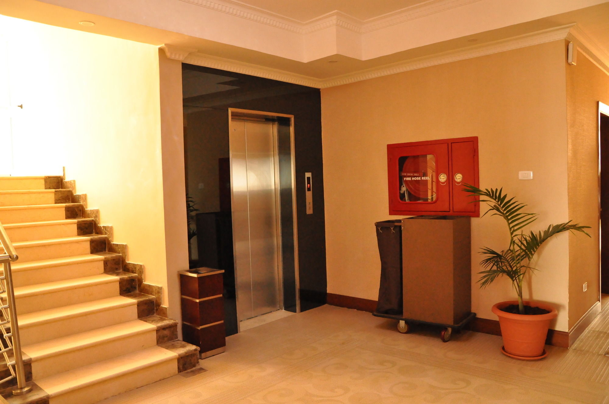 Addissinia Hotel Dış mekan fotoğraf